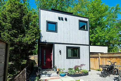 254 Rhodes Ave #LANEWAY Photo 1