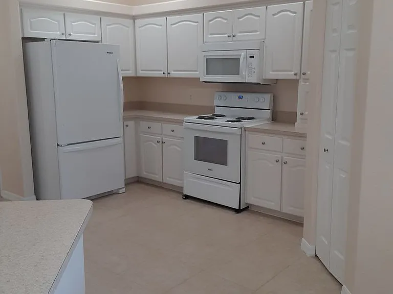 13409 Short Ct — Photo 2