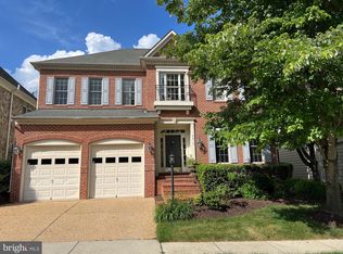8418 Tysons Trace Ct, Vienna, VA 22182