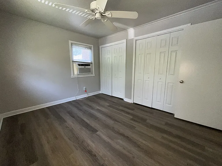 709 Daniels St #D-1 — Photo 3