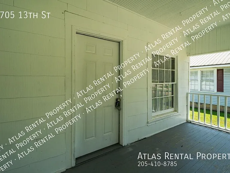 2705 13th St — Photo 5