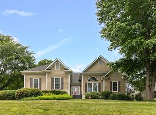 717 Greyrock Rd, Whitsett, NC 27377