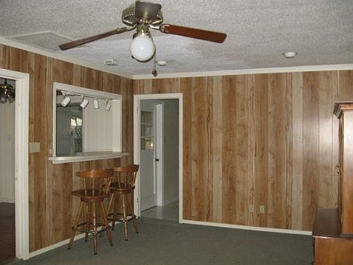5th image of 306 Cedalia Ave