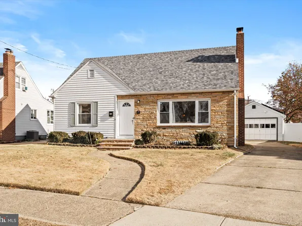 19 Godfrey Dr, Hamilton, NJ 08610