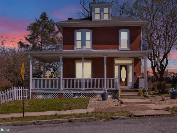 115 Crestmont St, Reading, PA 19611