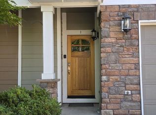 211 Silver St APT I, Silverton, OR 97381