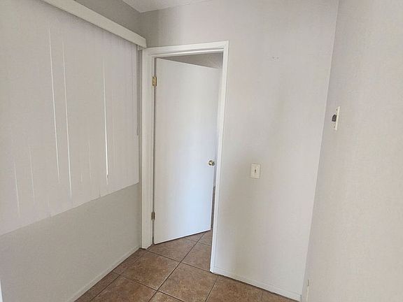 5th image of 6328 Palm View Ave