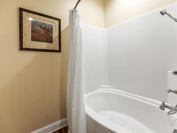 56th image of 1072 Cookson Creek Rd
