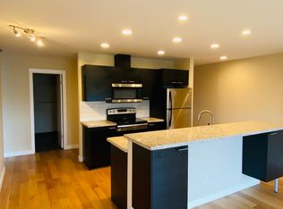 618 SW 156th St APT 11, Burien, WA 98166