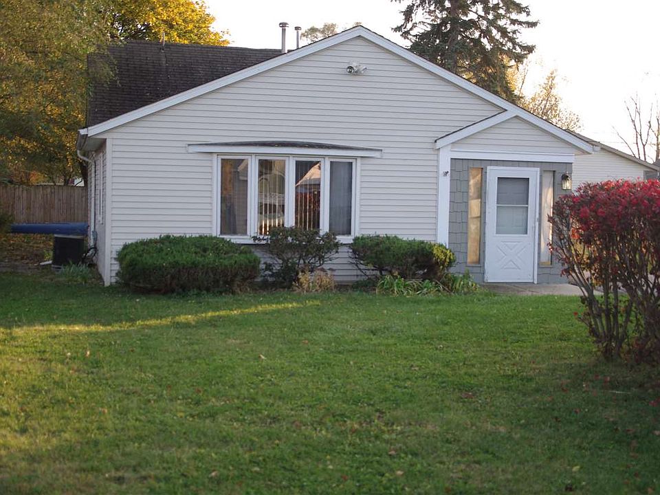 1st image of 737 Colonial Dr