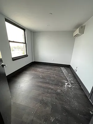 Rented by Delmark Realty LLC | media 39