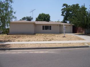 461 W 8th St, Perris, CA 92570