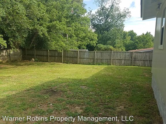 2nd image of 129 Kirkwood Cir