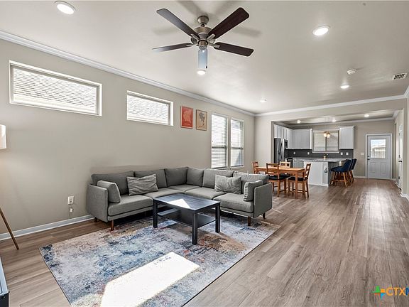 3rd image of 620 Ripplewood Dr