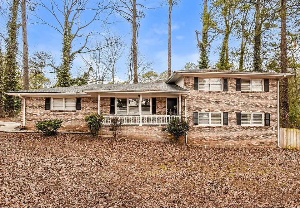2500 Pine Branch Way