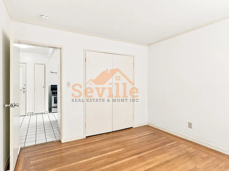 1526 Arch St — Photo 34
