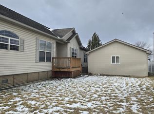 Oak Ridge, Manteno, IL 60950