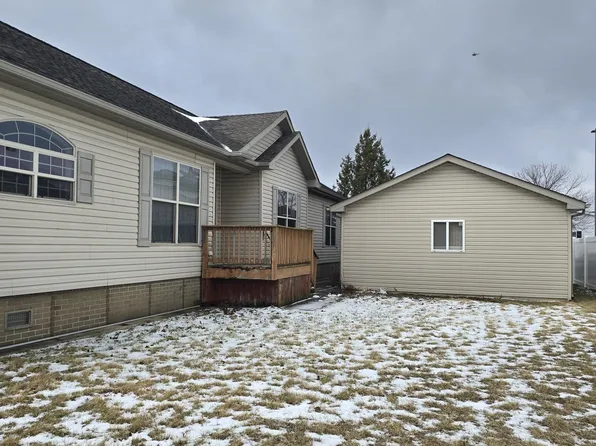 1094 Long Oak Rd #248, Manteno, IL 60950