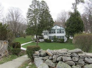 380 Mountain Rd, Jefferson Valley, NY 10535