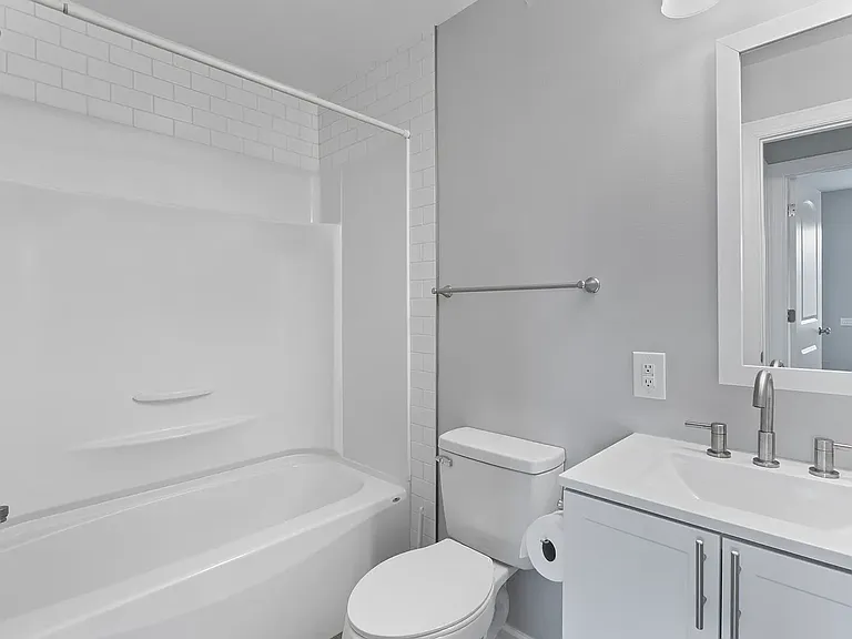 827 Saint Clair Ave #A — Photo 20