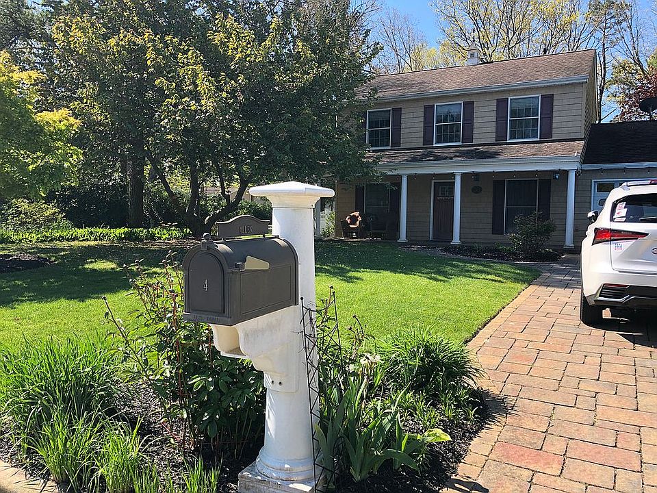 Front from driveway 