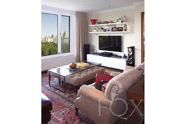 Rented by Fox Residential Group | media 8