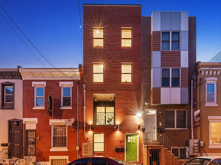 1627 Fontain St #C — Photo 8