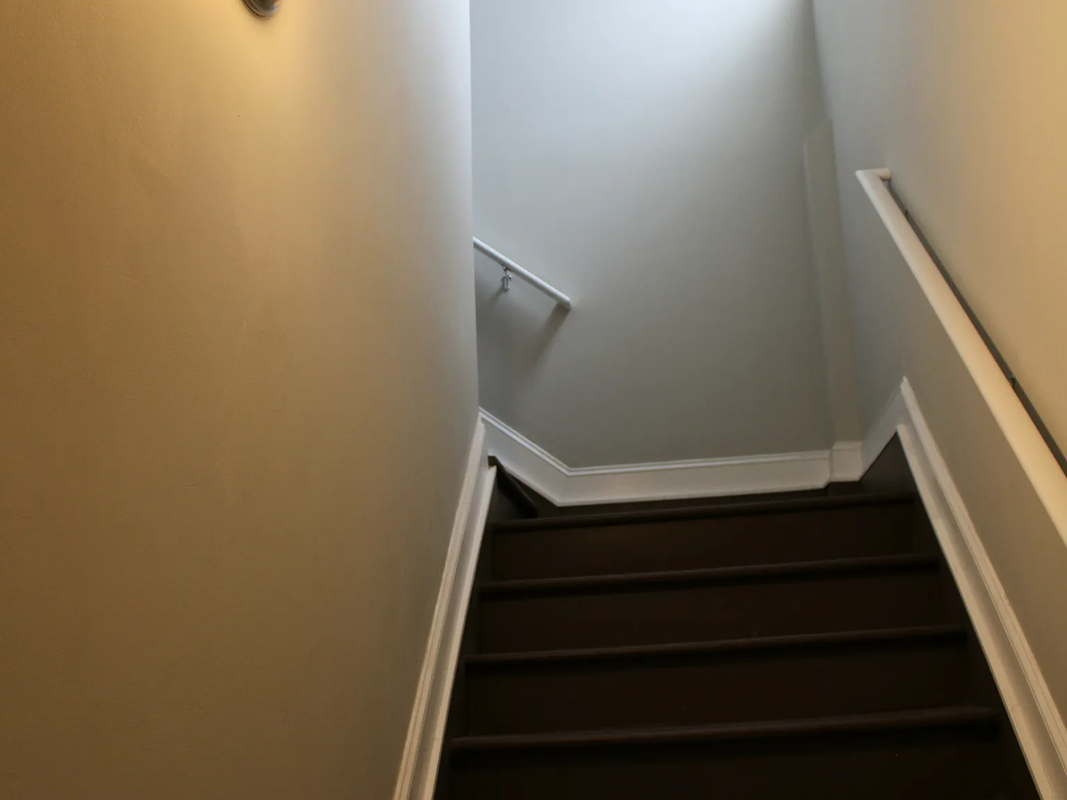 3 bed, 1.5 bath, 1100 sqft, $2,000 — Photo 3