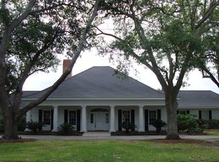2223 Barbe St, Lake charles, LA 70601