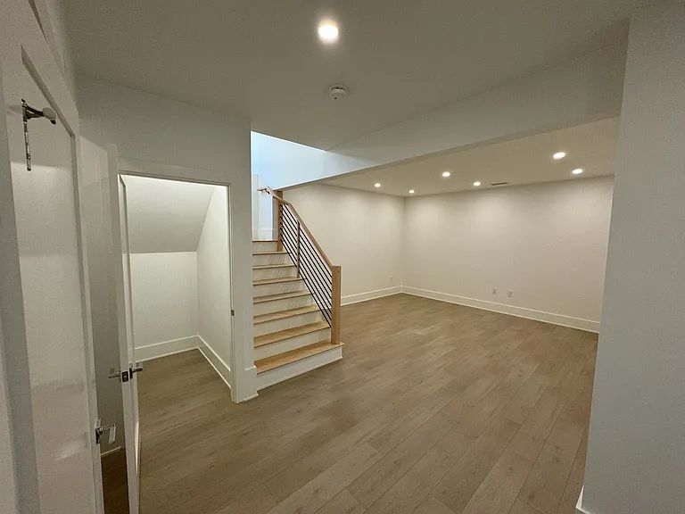 167 Winchester St #D — Photo 30
