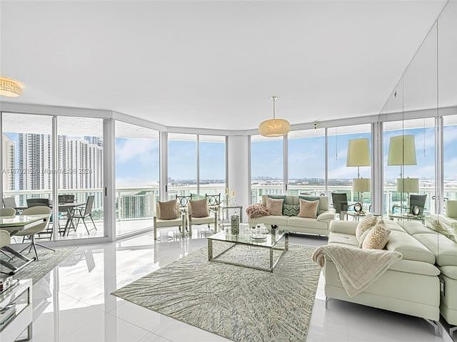 1st image of 16400 Collins Ave APT 2844
