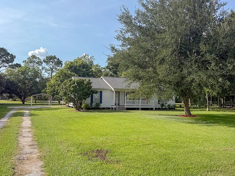 3562 Grand Point Hwy — Photo 2