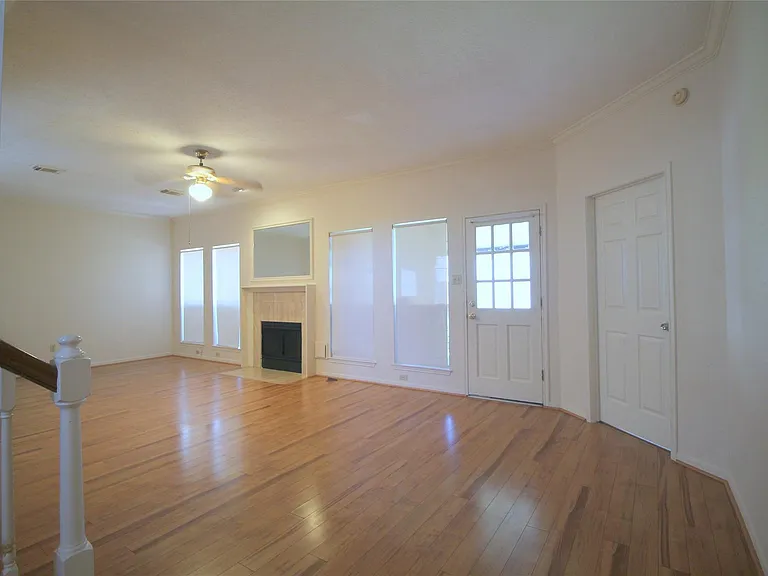 16326 Brush Meadows Ct — Photo 6