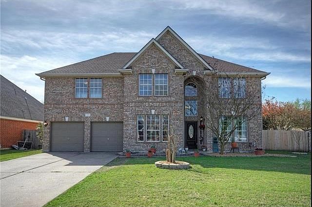 1st image of 700 Churchill Farms Dr