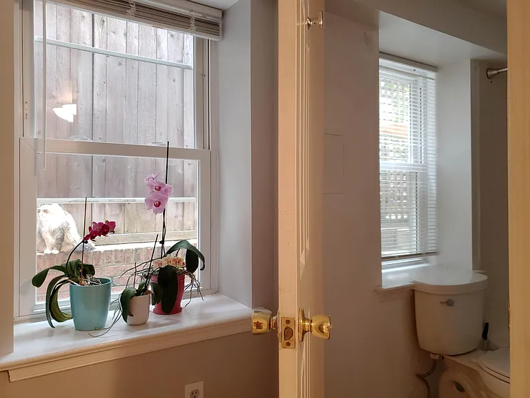 Park Rd NW — Photo 3