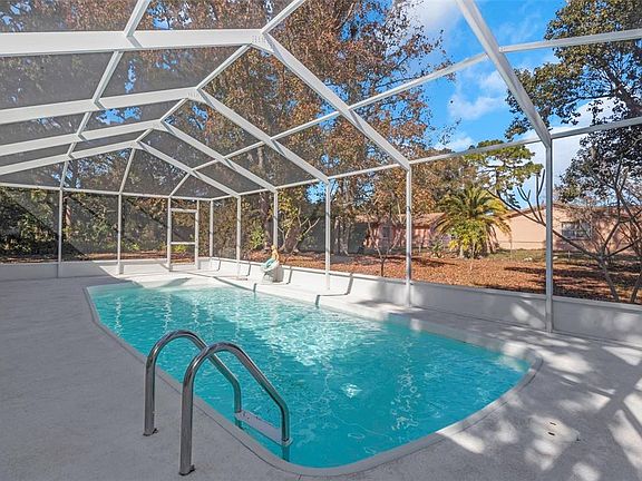 5th image of 6440 Parkside Dr