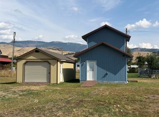 510 5th St, Plains, MT 59859