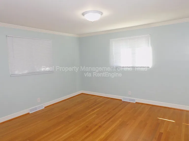 1901 Angelo St — Photo 14