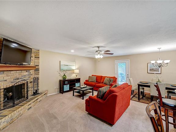 5th image of 7149 Newcastle Pl