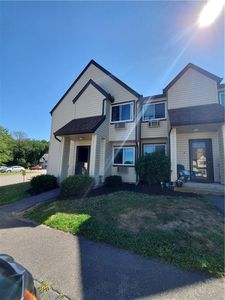 221 High St APT C, Westerly, RI, 02891