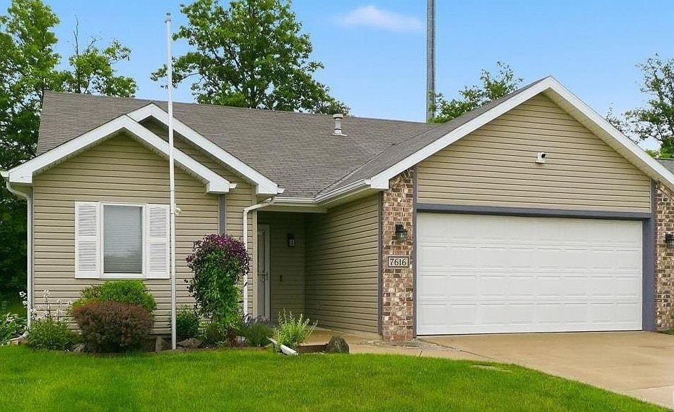 1st image of 7616 Bowlander Way