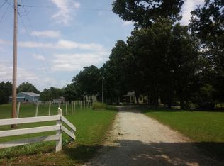 11697 John Emling Rd, Bismarck, MO 63624