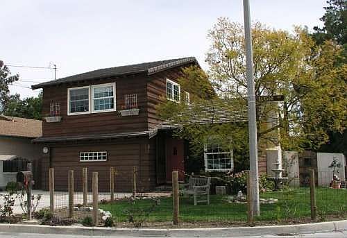 1st image of 694 Benson Way