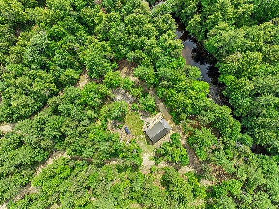 5th image of 289 Pratt Road