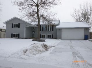 9809 129th Ln N, Champlin, MN 55316