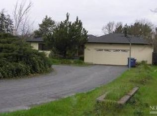 3755 Viking Rd, Santa Rosa, CA 95401