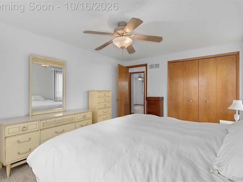 40727 Kraft Dr, photo 15