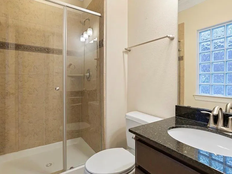 5503 Livorno Way — Photo 6