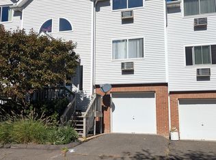 Oronoke Ridge, Waterbury, CT 06708