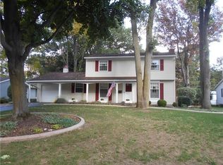 334 Heritage Dr, Rochester, NY 14615